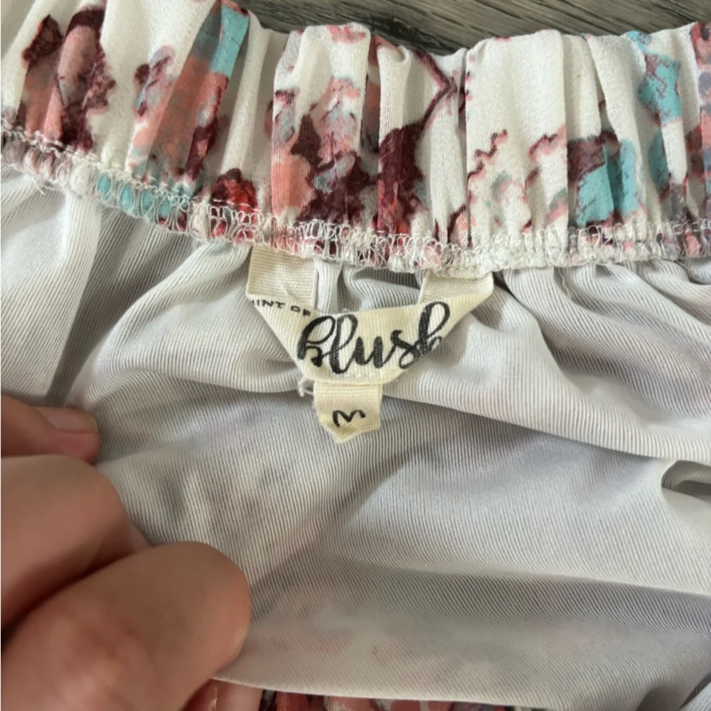 Blush Off-Shoulder Floral Dress in Pink and White - Picture 2 of 3